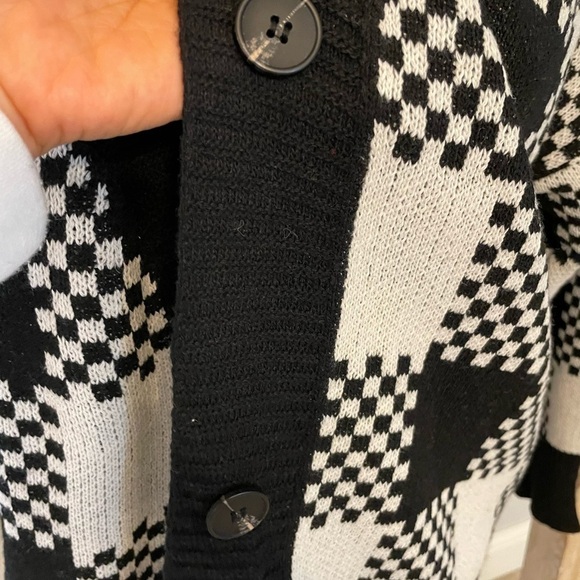 New - checker cardigan - Picture 2 of 4